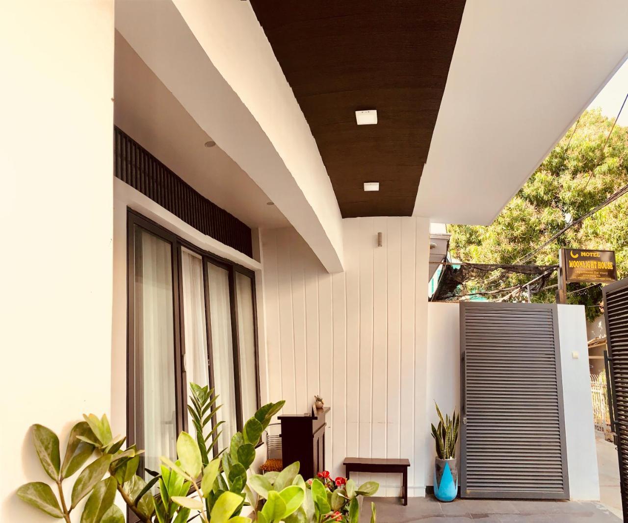 Moonlight House & Apartment Nha Trang Exteriör bild